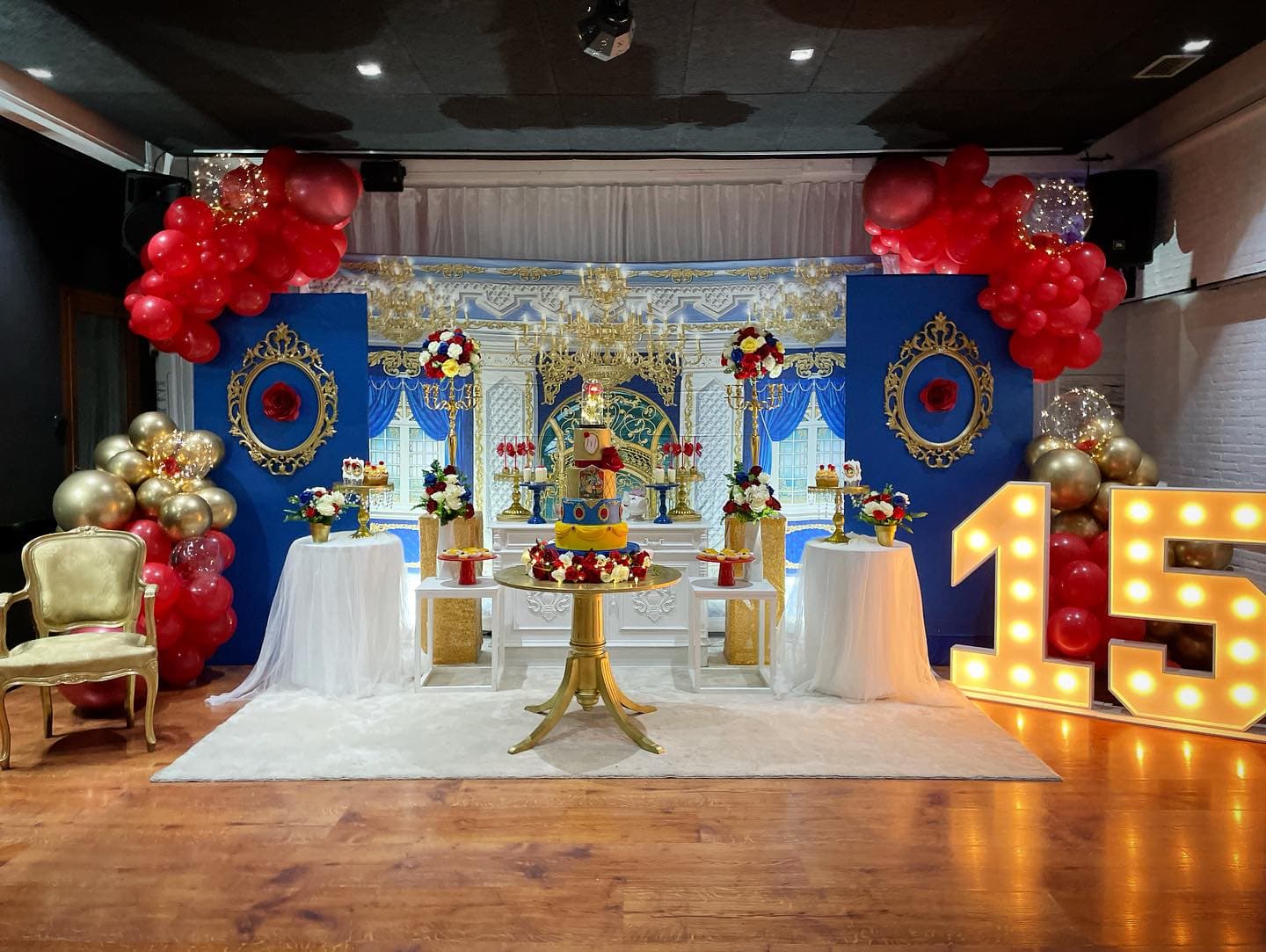 Quince años de Mariell